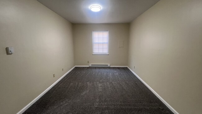 Main bedroom - 9301 Fishermans Rd