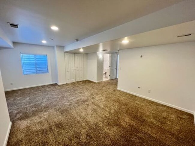 Building Photo - $0 DEPOSIT OPTION! BEAUTIFUL TWO-STORY HOM...