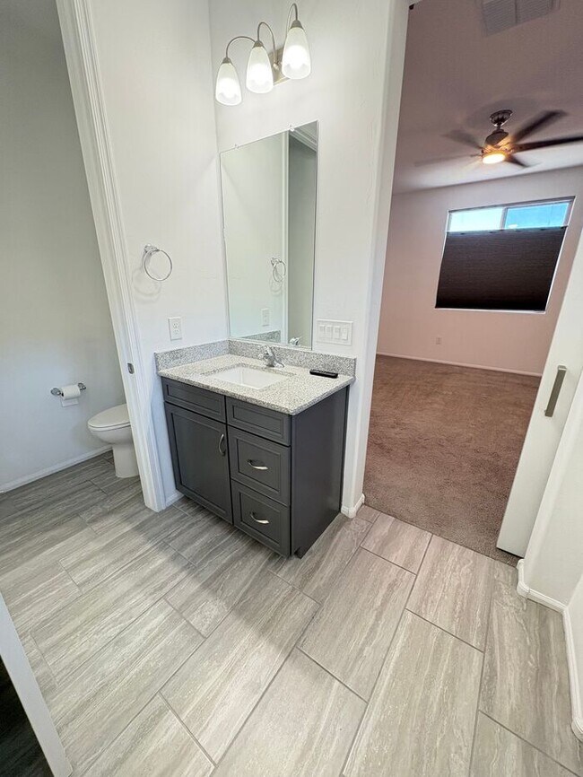 Building Photo - SAGUARO TRAILS 2bd PLUS DEN and 2ba HOME AVAILABLE NOW!!