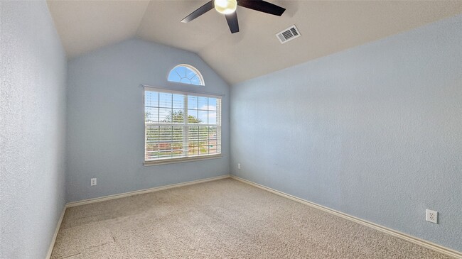 Building Photo - 2126 Hunt Club Trail