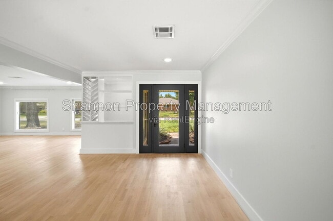 Building Photo - 2602 Tannehill Dr
