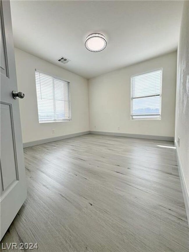 Building Photo - 6596 Polonius Ct