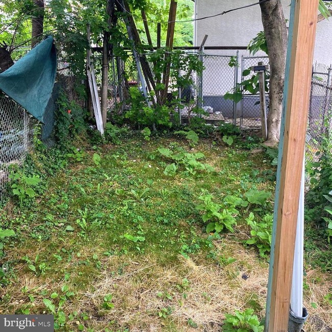 Building Photo - 659 N 38th St