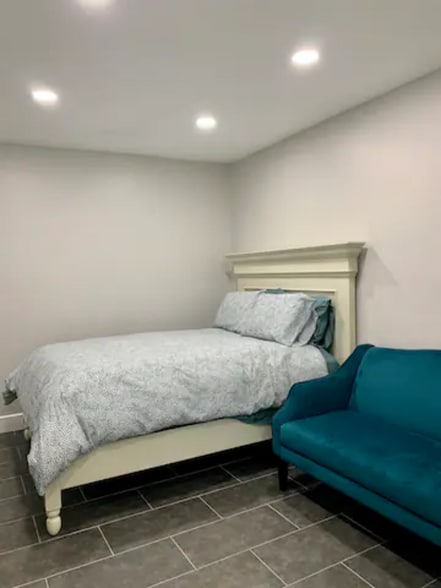 Building Photo - 3720 Granada Ave