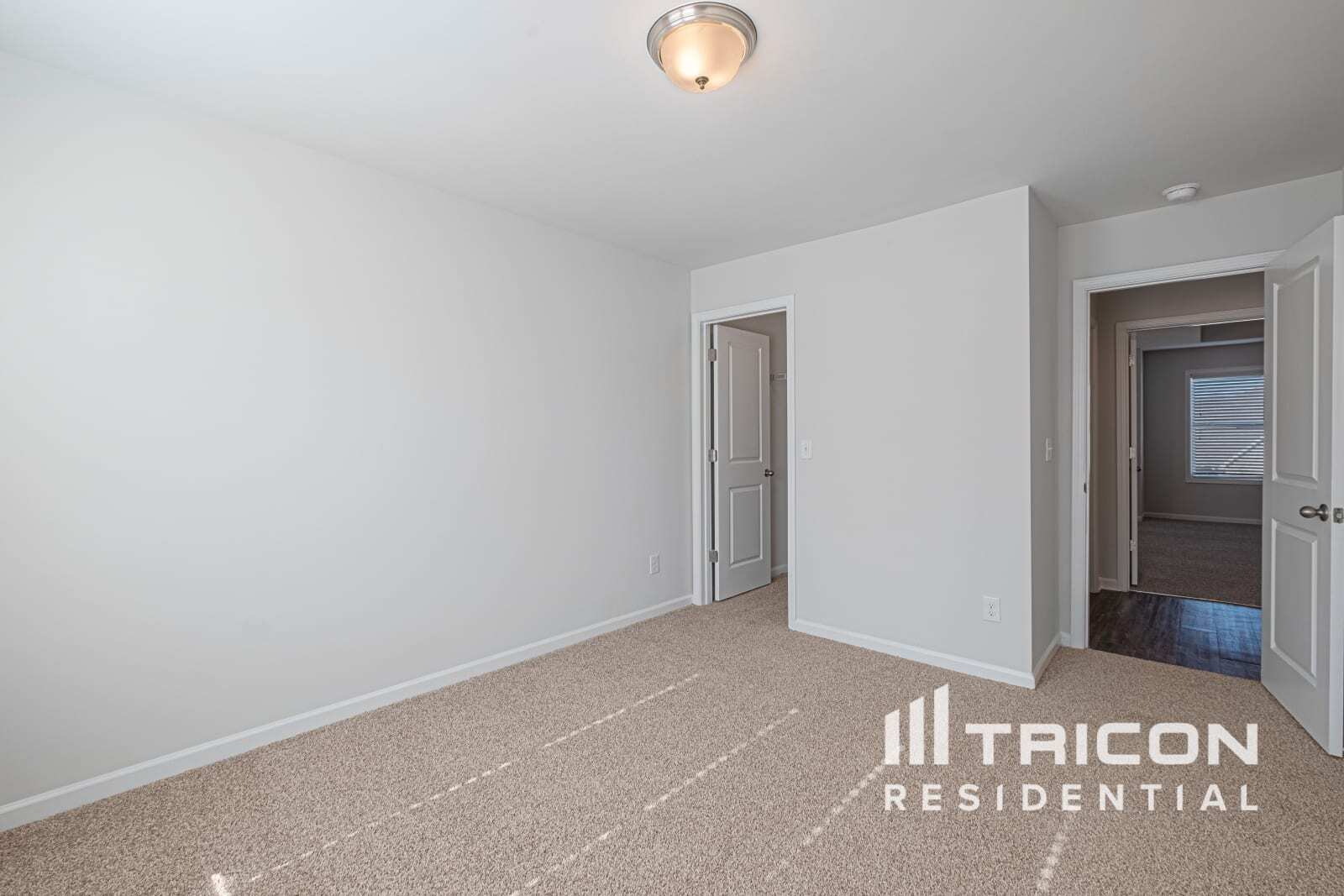 Building Photo - 3980 Bella View Ln