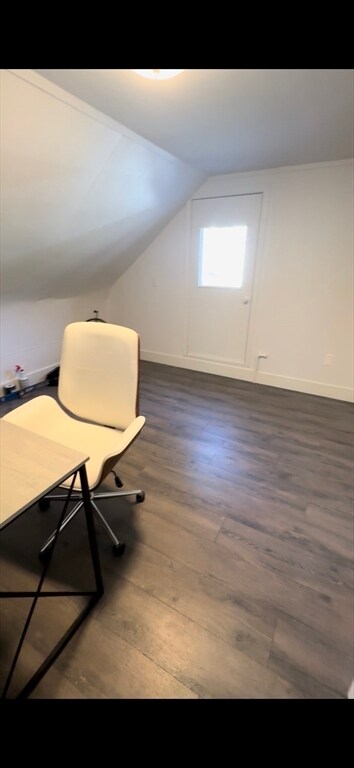 Building Photo - 100-102-102 Princeton St