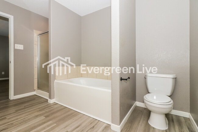 Building Photo - 15814 Sheldon Ridge Way