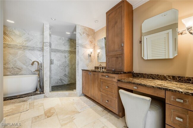 Building Photo - 265 Barefoot Beach Blvd