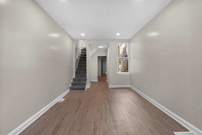 Building Photo - 434 N Patterson Park Ave