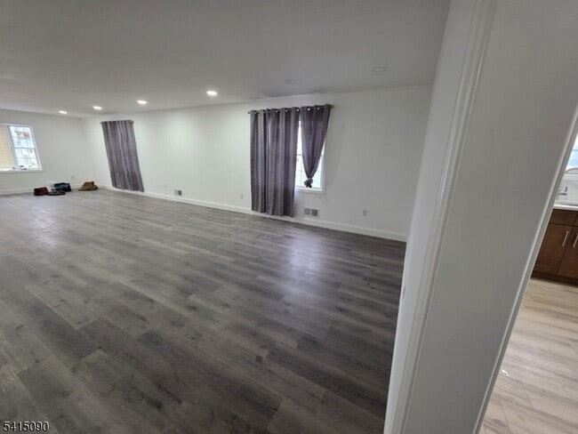 Building Photo - 260 Trenton Ave