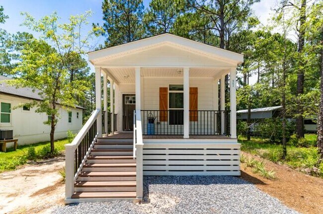 Primary Photo - 2 Bedroom/ 2 Bath Mobile Home - Santa Rosa Beach, Florida