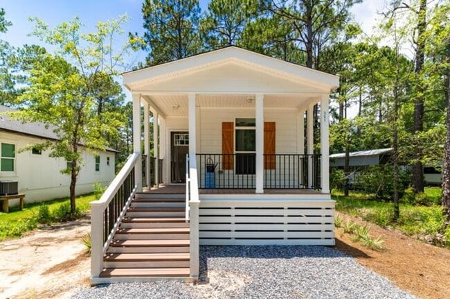 Primary Photo - 2 Bedroom/ 2 Bath Mobile Home $1950/ Month - Santa Rosa Beach , Florida 32439