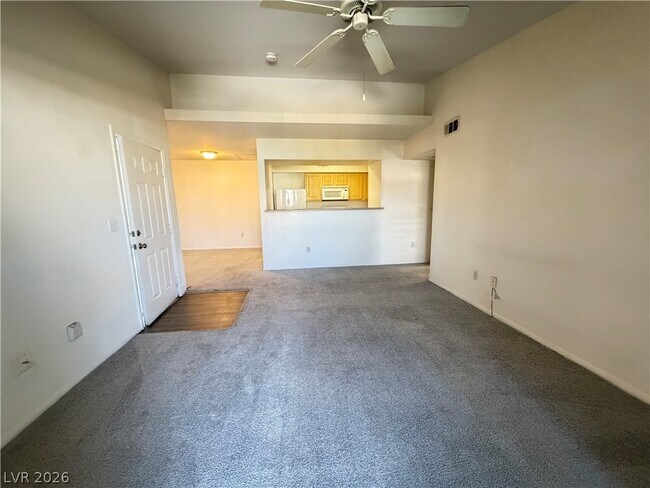 Building Photo - 6955 N Durango Dr