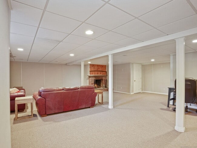 Building Photo - 570 Morehouse Rd