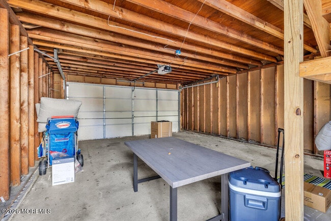 Building Photo - 435 Norwood Ave