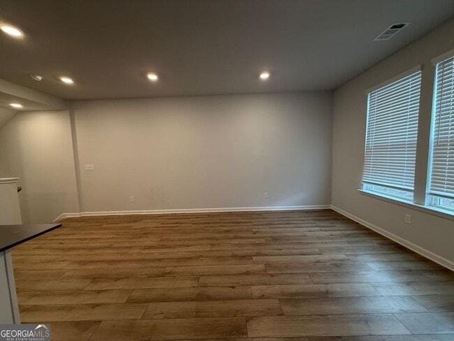 Building Photo - 822 Werner Brk Wy SW