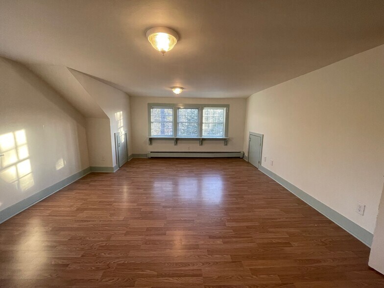 Bedroom - 252 George Wright Rd