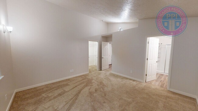 Building Photo - Quiet Living  In Sandy  on Cascadia Villag...