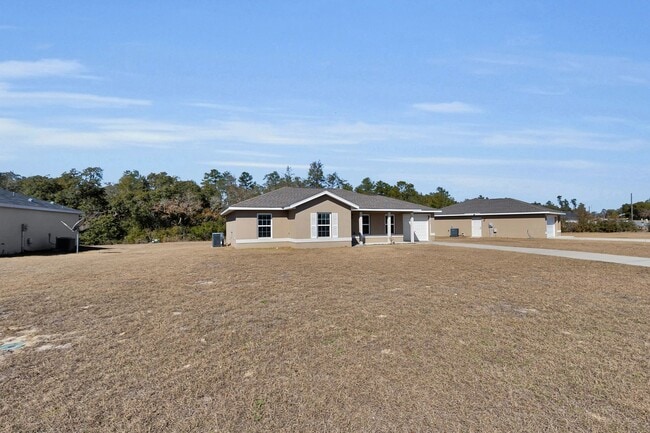 Building Photo - 3/2 Rental South of Ocala!