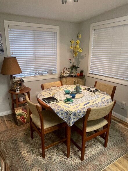 Building Photo - 1034 Avenue A