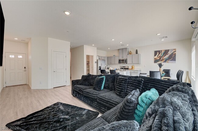 Building Photo - 9946 Indigo Cliffs St