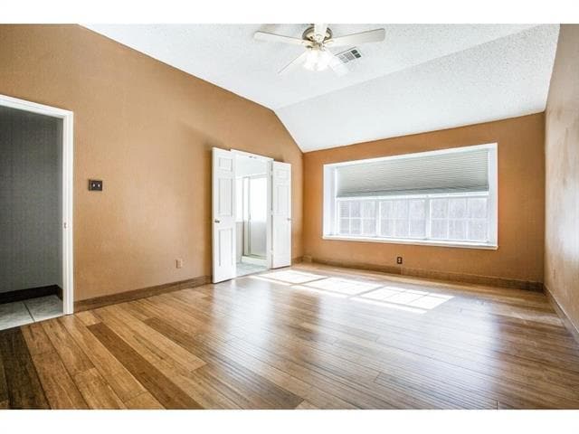 Building Photo - 8017 Fleetwood Dr