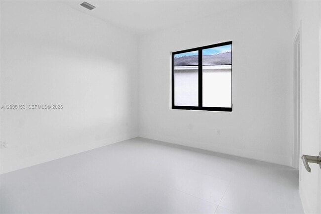 Building Photo - 20833 SW 96th Ct