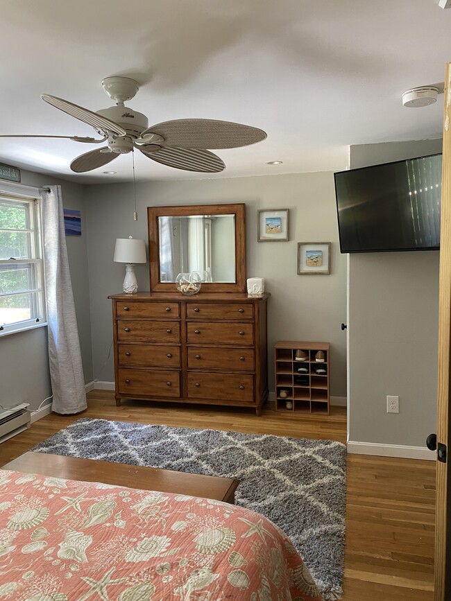 Building Photo - 85 Boone St