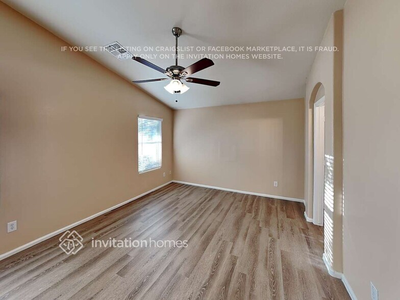 Building Photo - 1254 N 159th Ln