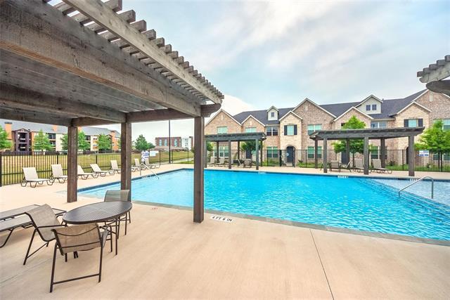 Building Photo - 692 Vista Oaks Rd