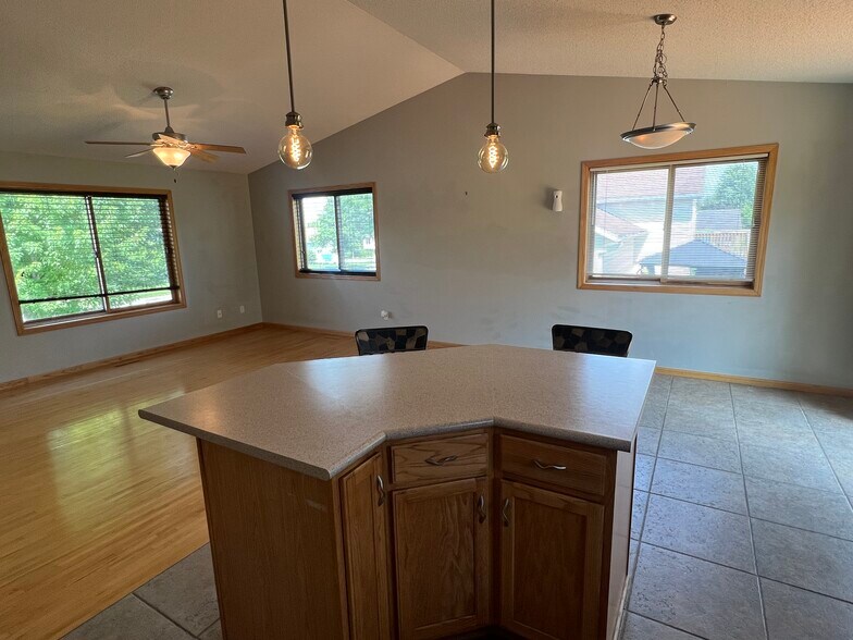 Building Photo - 4702 Manor Brook Dr NW