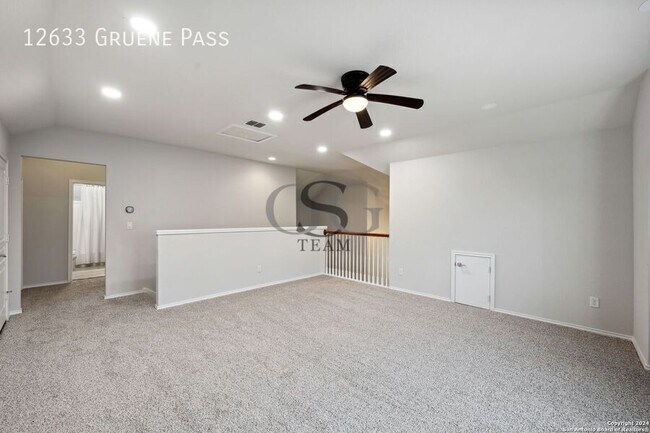 Building Photo - 12633 Gruene Pass