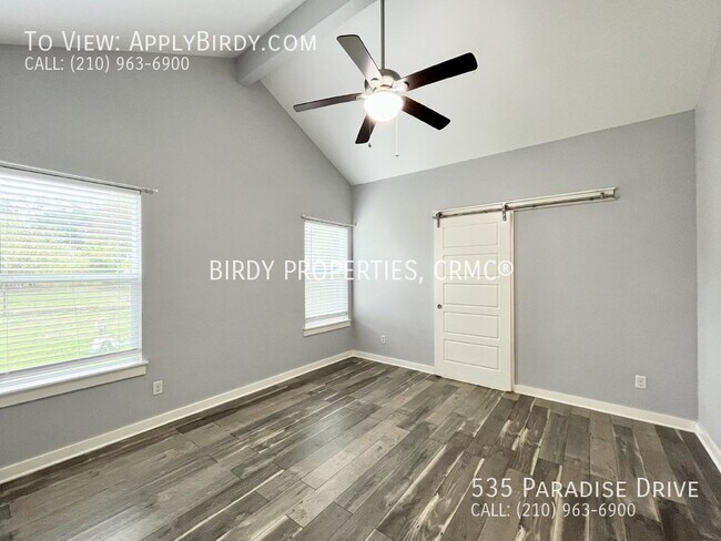 Building Photo - *3 Bed, 2 Bath Home Located Next to Canyon...