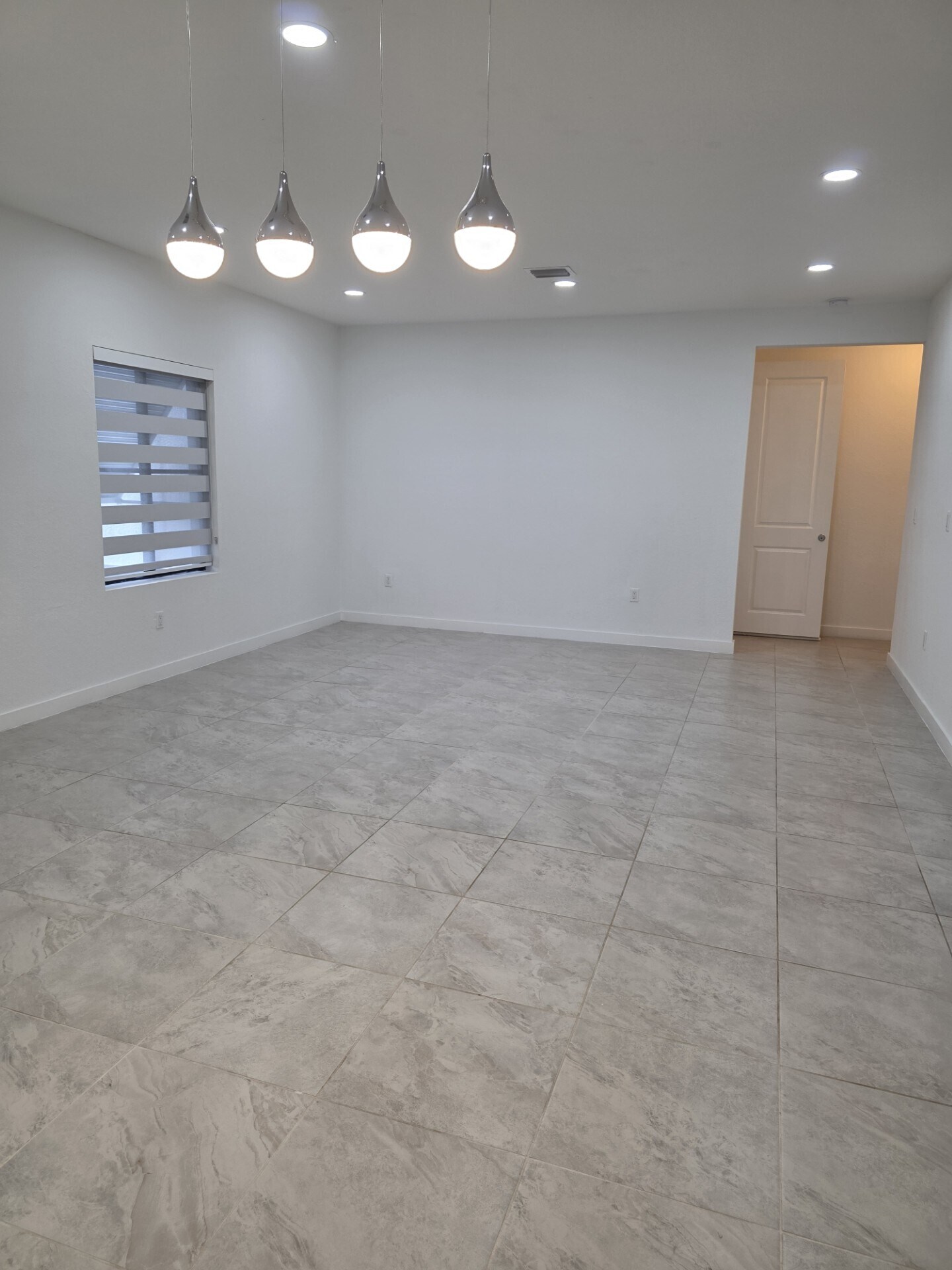 Building Photo - 10965 SW 169th Ter