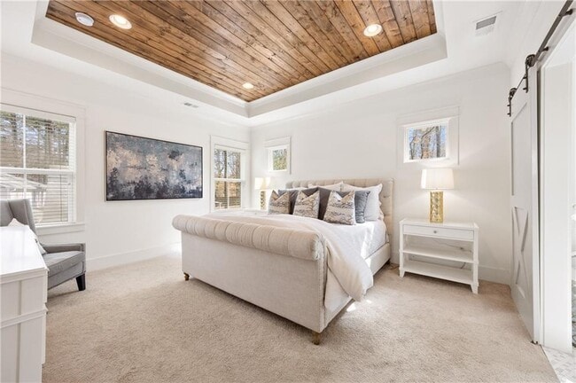Building Photo - 5638 Glenrich Dr