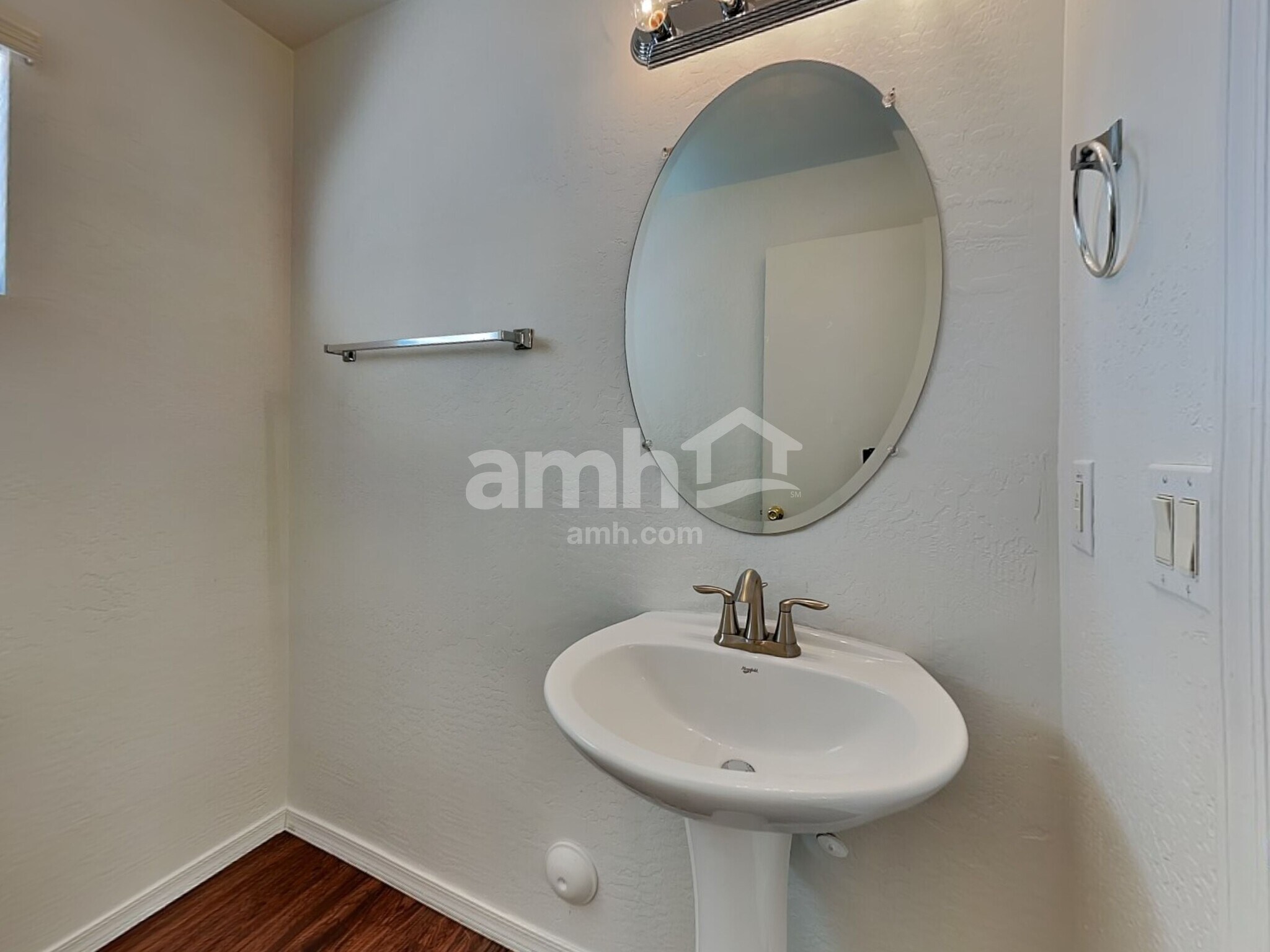Building Photo - 2653 S 89th Dr