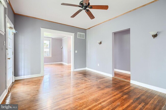 Building Photo - 3213 Vickers Rd