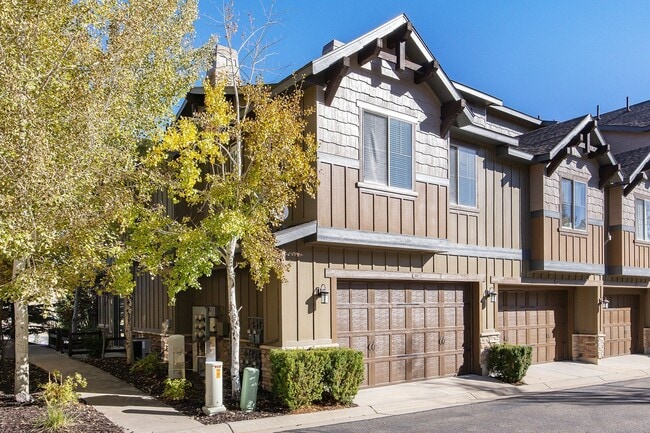 Building Photo - Fully Furnished Mountain Modern Twin Home ...