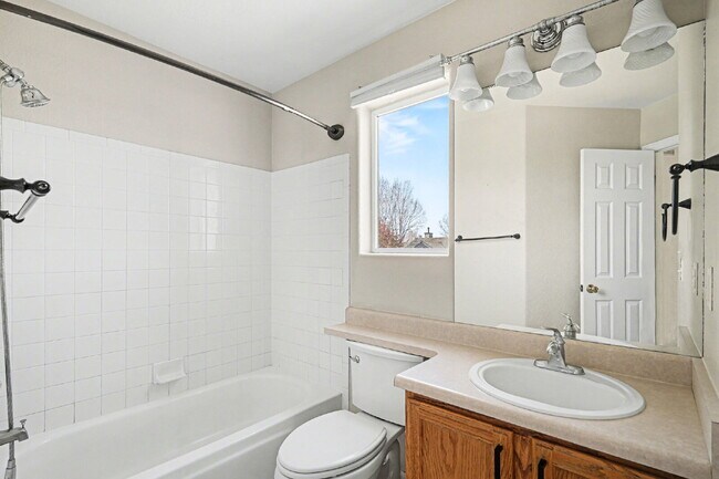 Building Photo - 12584 S Beaver Creek Way