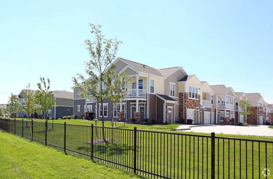 Welcome Home! - Prairie Grass at Waukee