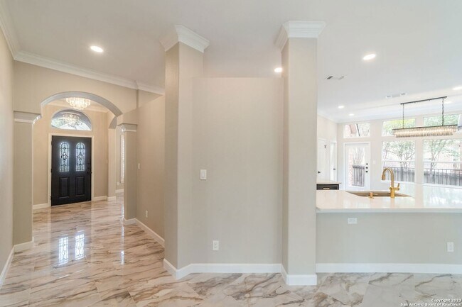 Building Photo - 18605 Elmbrook