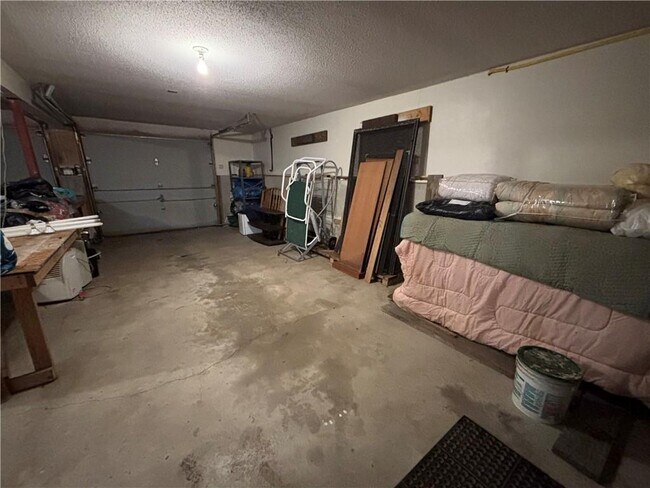 Building Photo - 278 Charlestown Beach Rd