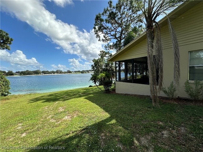 Building Photo - 1504 Sam Asbury Ave