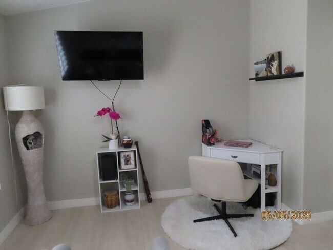 Building Photo - 2 Bedroom 2 Bath in Coyote Lakes
