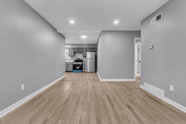 Building Photo - 4951 Shayne Ln