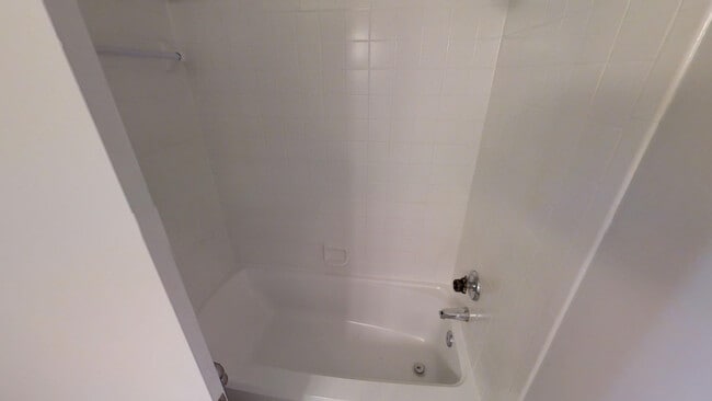 Bathroom - SomerStone Estates
