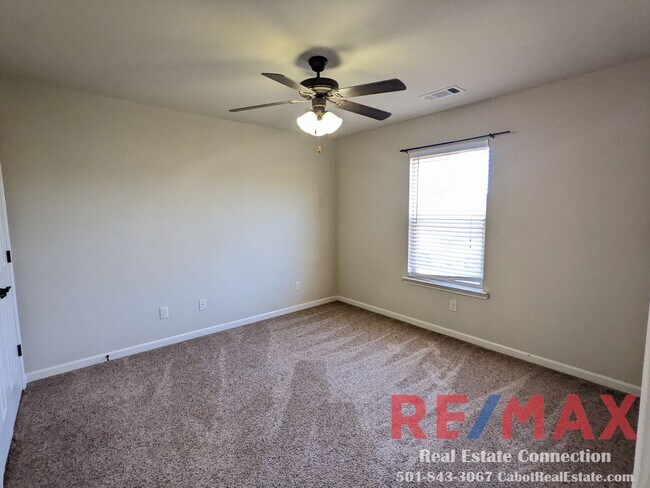 Building Photo - Sorry No Smoking and Pets Permitted with R...