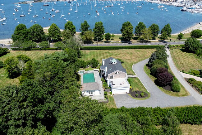 Building Photo - 1 Harbor View Dr