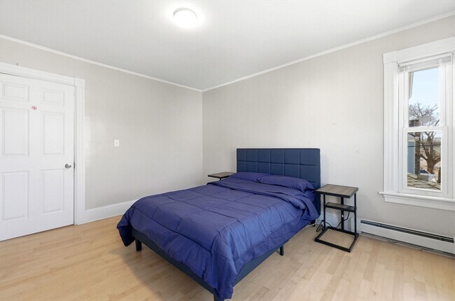 Building Photo - 21 John St