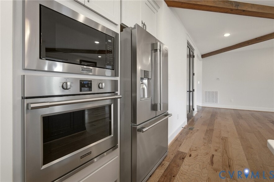 Building Photo - 3718 Graythorne Dr